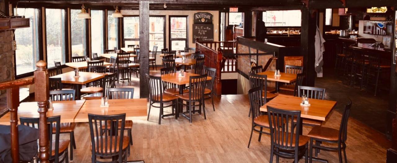 The Drake Inn Canmore Exterior foto