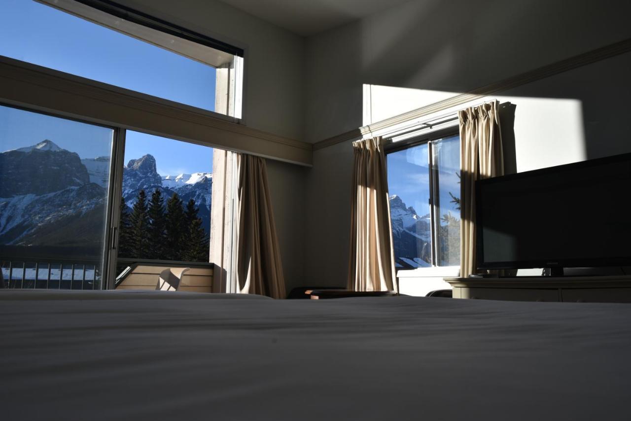 The Drake Inn Canmore Exterior foto