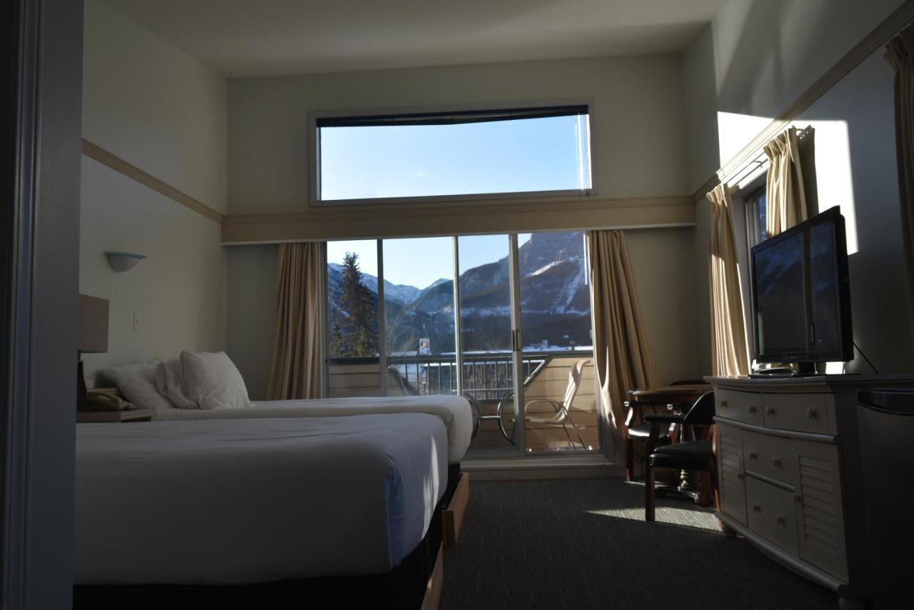 The Drake Inn Canmore Exterior foto
